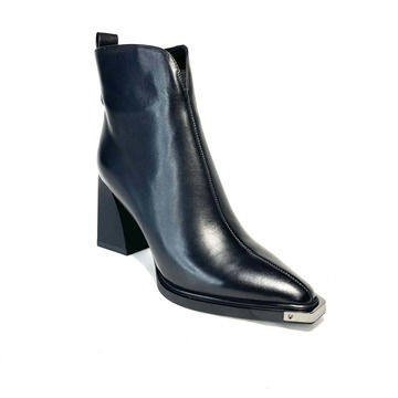 Ботинки женские